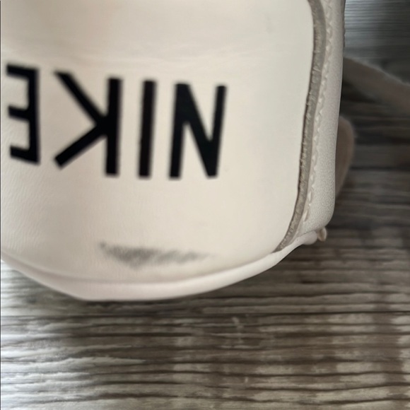 Nike Blazer High-Top Sneakers  sizes 7.5 - Picture 7 of 8